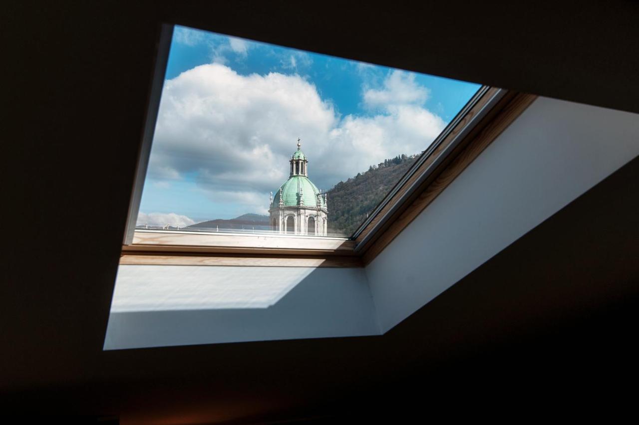 Sky Attic 72 - The House Of Travelers Lägenhet Como Exteriör bild