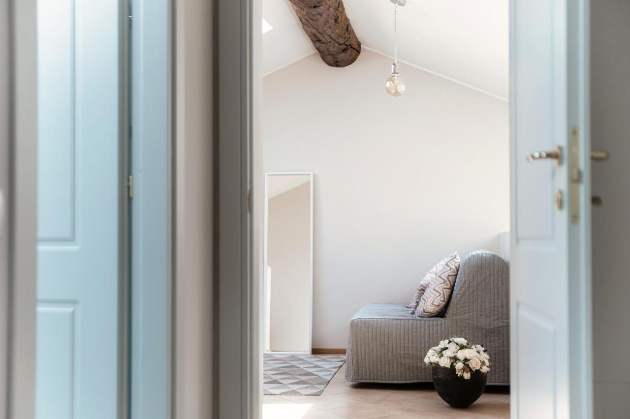 Sky Attic 72 - The House Of Travelers Lägenhet Como Exteriör bild